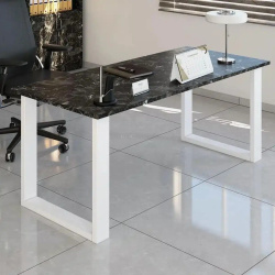 LINK | שולחן משרדי בעיצוב מודרני